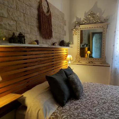 Grotta Dei Puntali *