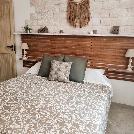 Bed & Breakfast Grotta Dei Puntali Carini