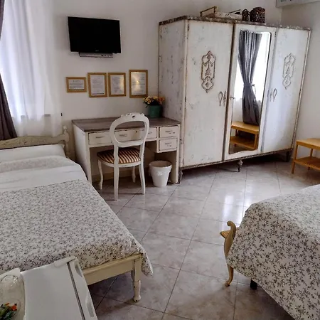 Bed & Breakfast Grotta Dei Puntali Carini
