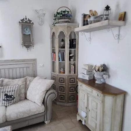 Grotta Dei Puntali 3*