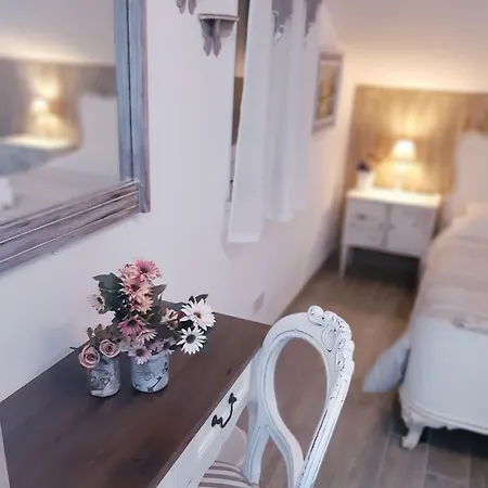 Grotta Dei Puntali ベッド・アンド・ブレックファスト カリーニ