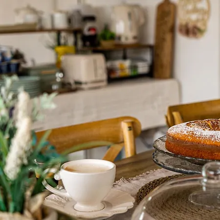 Bed & Breakfast Grotta Dei Puntali 3*