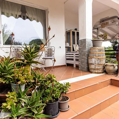 Grotta Dei Puntali Bed & Breakfast Carini