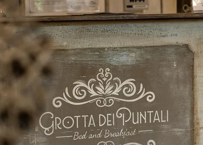 Oda ve Kahvaltı Grotta Dei Puntali 3*
